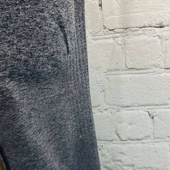 Gymshark Womens Grey Athletic Leggings size S Small - Picture 3 of 8